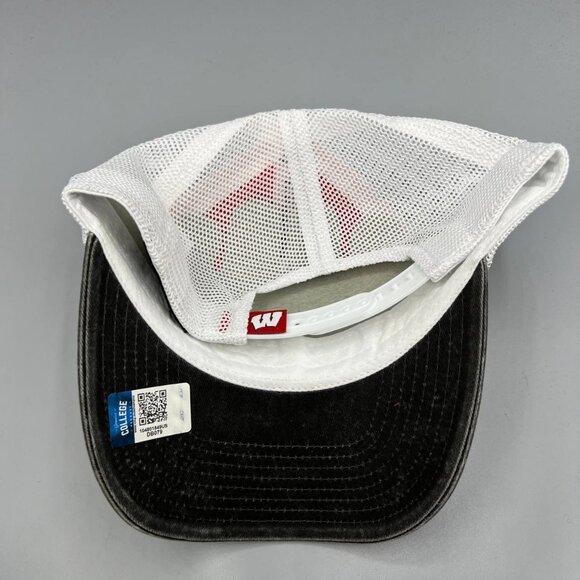 Wisconsin Badgers Trucker Hat Men Red Top of the World NCAA Snap Back Cap New - Picture 6 of 7